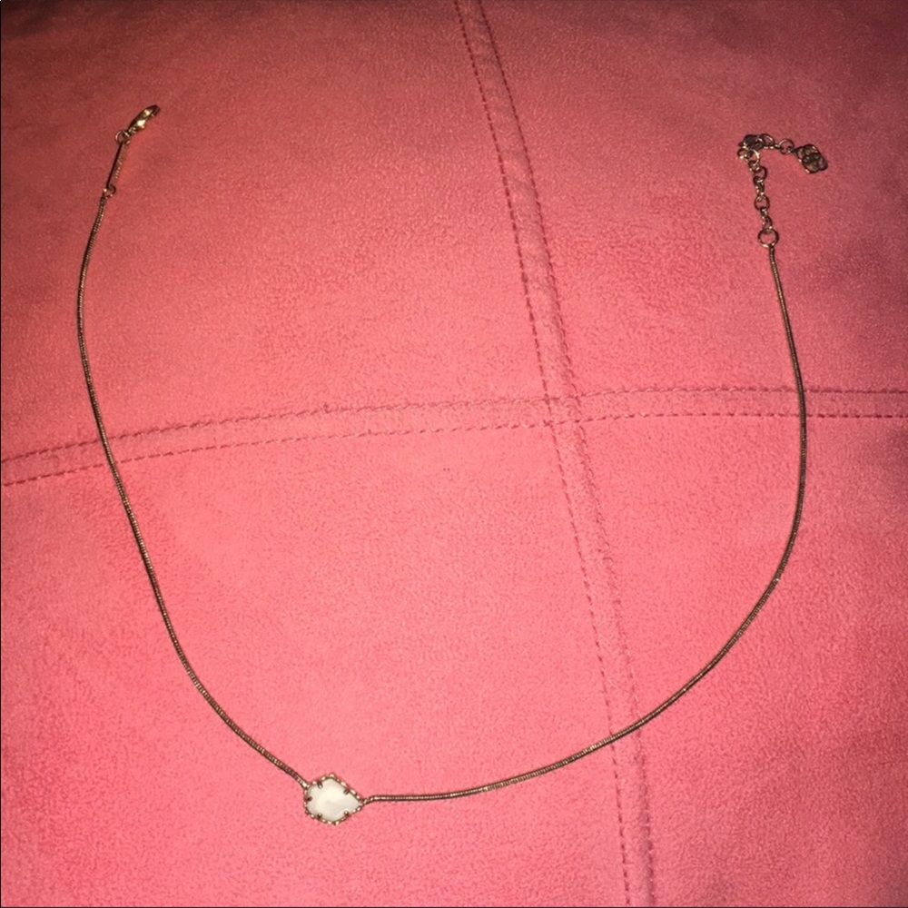 Kendra scott necklace